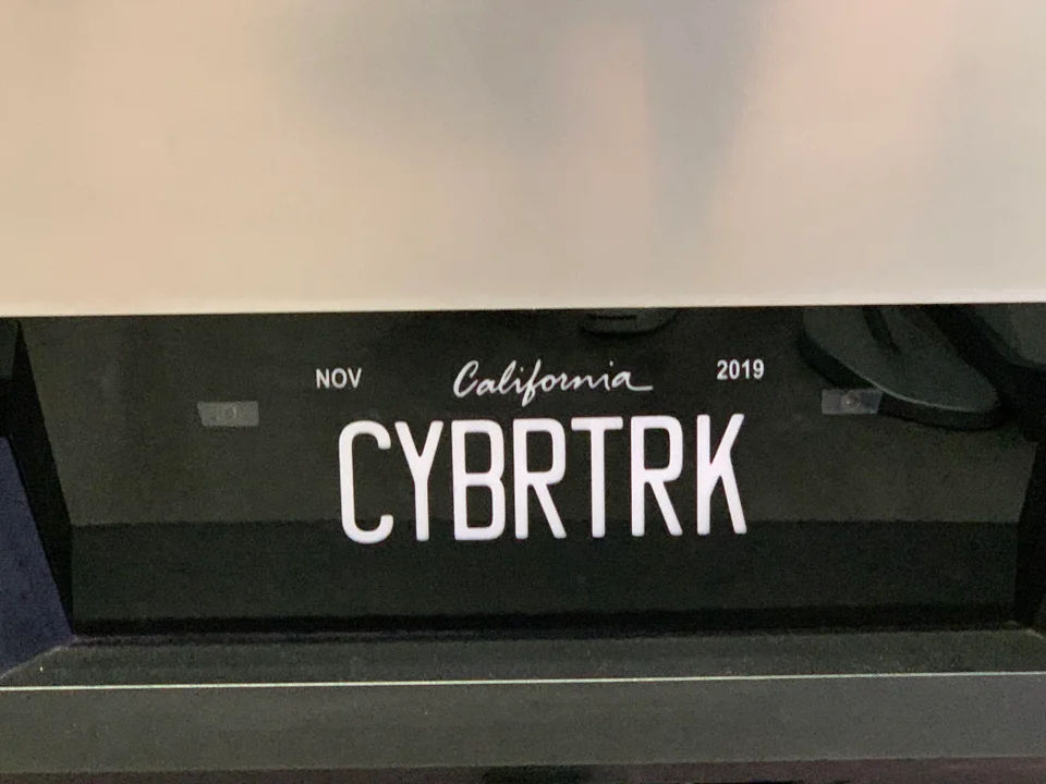 Tesla Cybertruck Cybertruck pics & videos from the Petersen Automotive Museum [Dates Extended Until July 5] 1593437856039