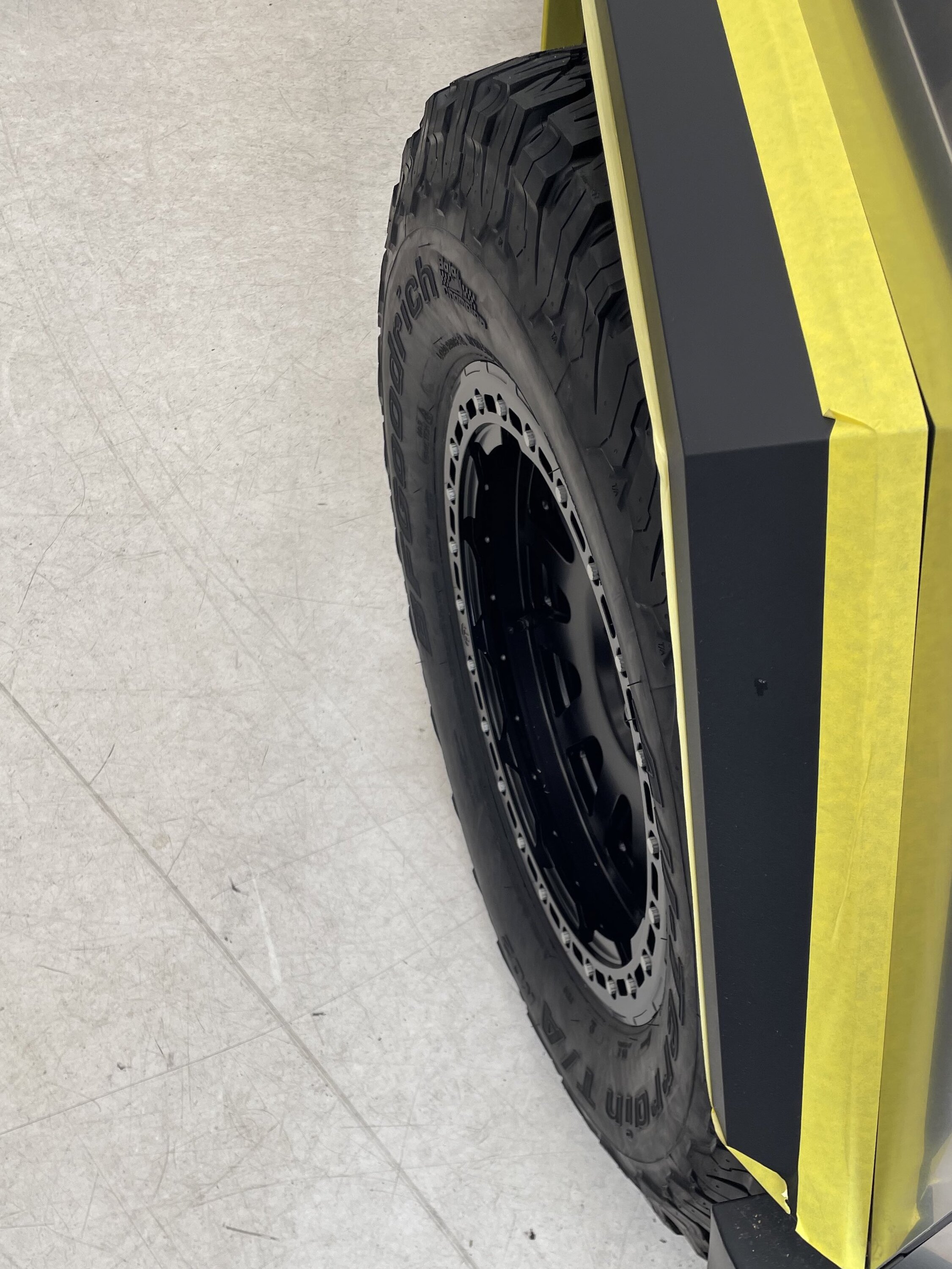 37%22 inch 37s tires on Cybertruck Tesla aftermarket wheels 2.jpeg
