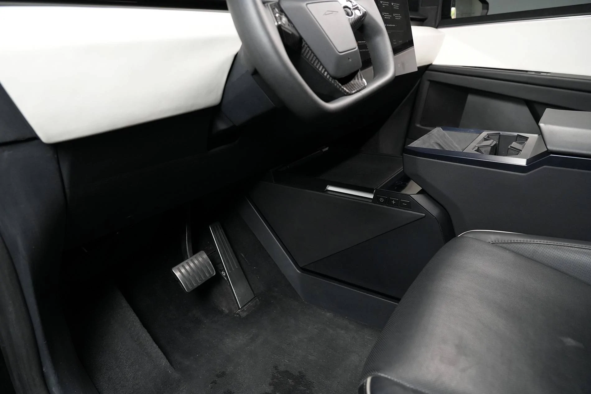 Tesla Cybertruck Cybertruck Center Console Compressor Cooler Installed! {filename}