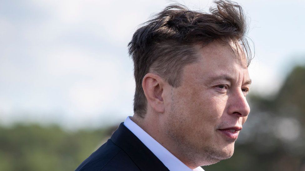 Tesla Cybertruck Tesla: Elon Musk ‘rather hates’ being company boss _119362338_gettyimages-1288829859
