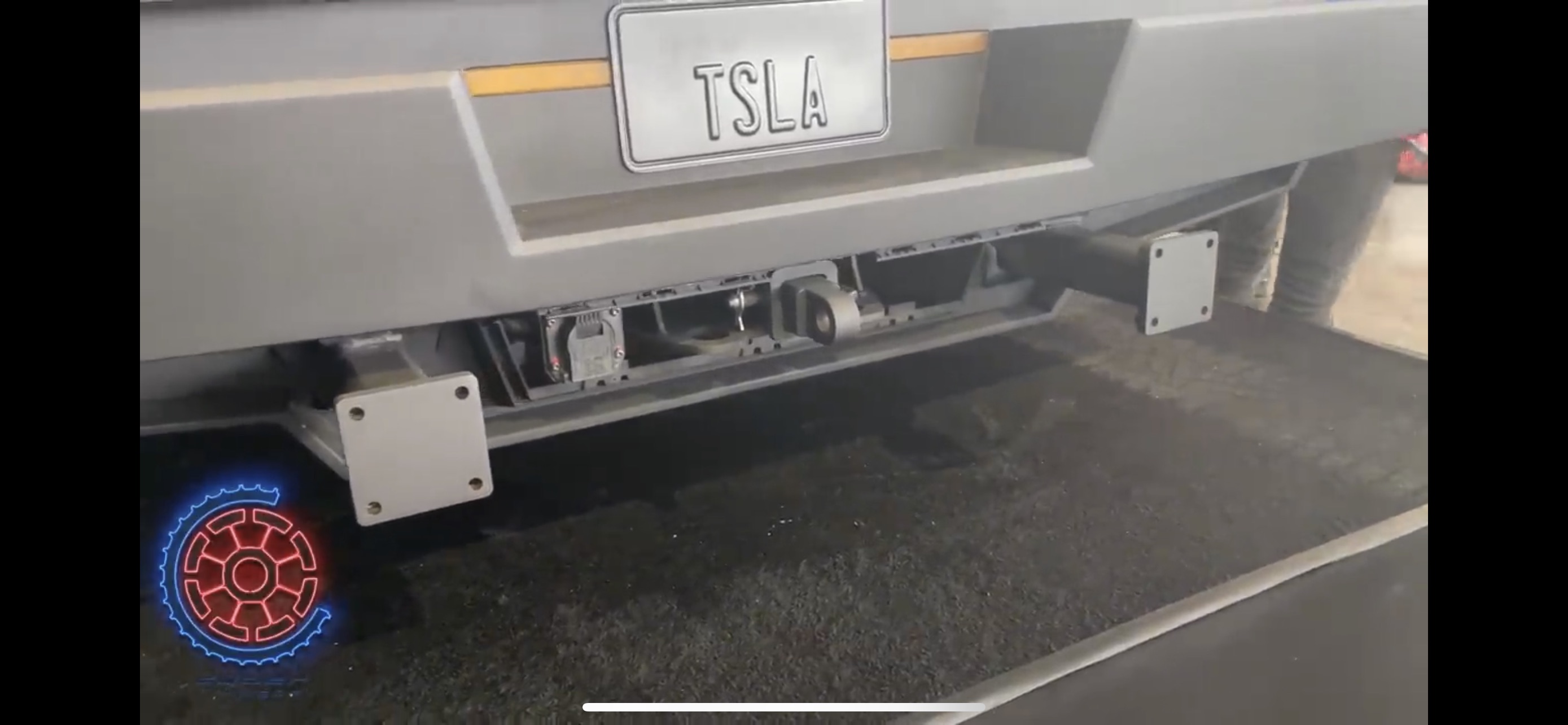 Tesla Cybertruck What is this wedge looking piece coming off the side of tail gate ? AA2368E7-AFF1-4C94-9909-959432E3A614