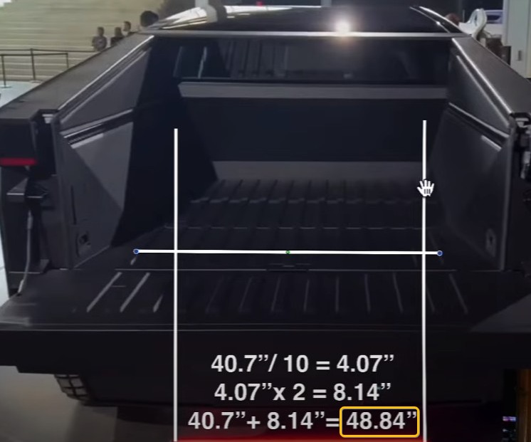 Tesla Cybertruck Model S vs. Cybertruck size comparison side-by-side (photo) bx9r8tH
