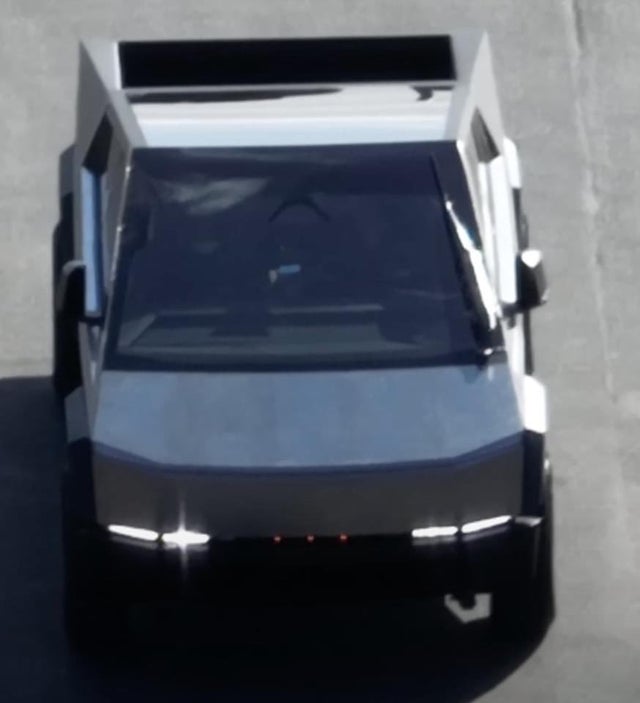 Tesla Cybertruck 📡 EXCLUSIVE: Cybertruck specs update including dimensions, seating, displays, tires / wheels, accessories & more! [from video aired 3/10/23] C6E31827-FA3B-46EC-8589-8B3AEC751ABD