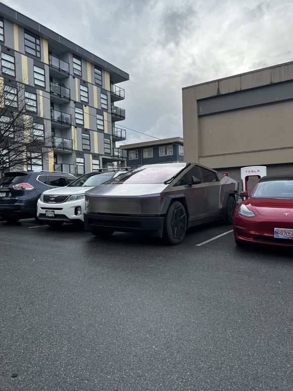 Tesla Cybertruck Cybertruck spotted supercharging in North Vancouver GB-jTVkW0AA2VnN