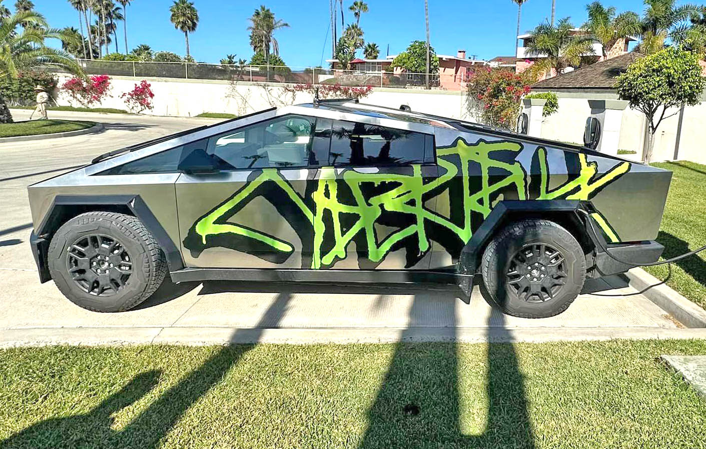 Tesla Cybertruck Graffiti Wrap Cybertrucks First Look (Spotted in Mexico)! graffiti cybertruck wrap 1