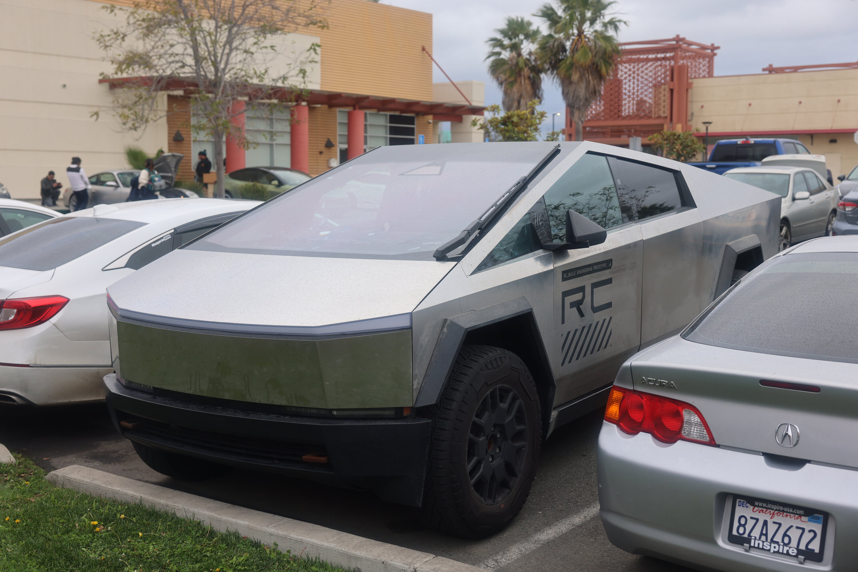 Tesla Cybertruck Real Rusty Cybertruck Protype Spotted in Fremont, CA IMG_4411.JPG