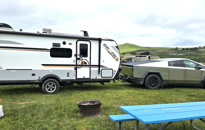 Camper trip to the beach - tow report with Cybertruck