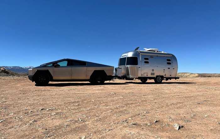 3,400 miles towing a camping trailer w/ Cybertruck -- 19' Airstream (~4,500 lbs) to see solar eclipse