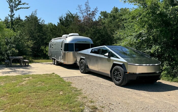 Towing Airstream for Mother’s Day - Speed is Key