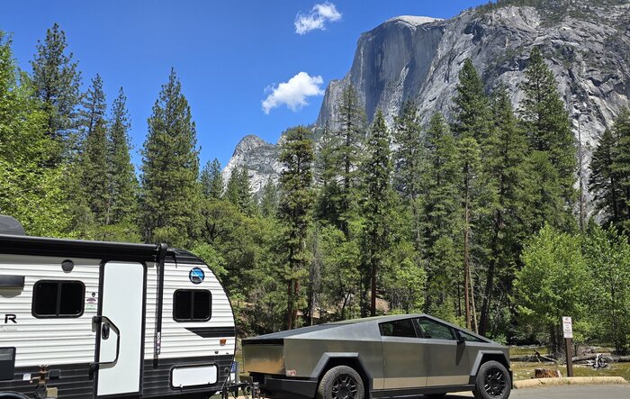 Towing trailer to Yosemite for 2 days with Cybertruck