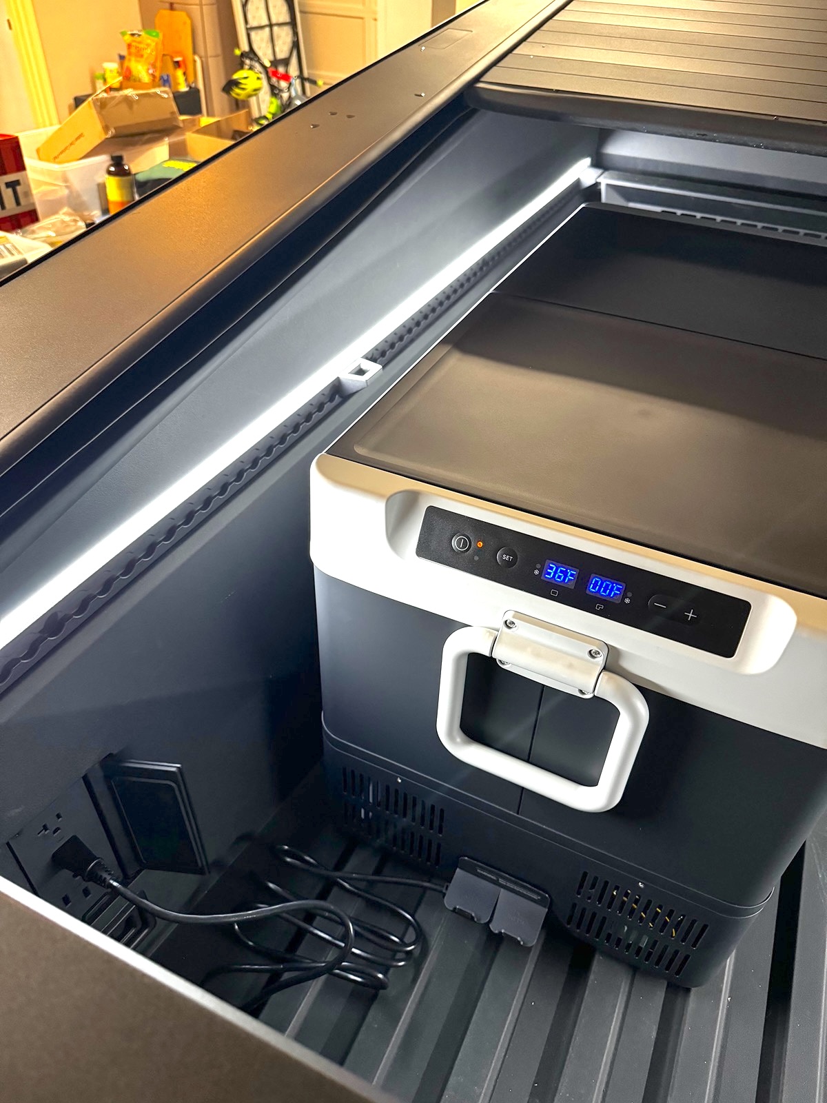 Igloo 80DZ Electric Cooler installed in bed! Uses 0.2kW power draw